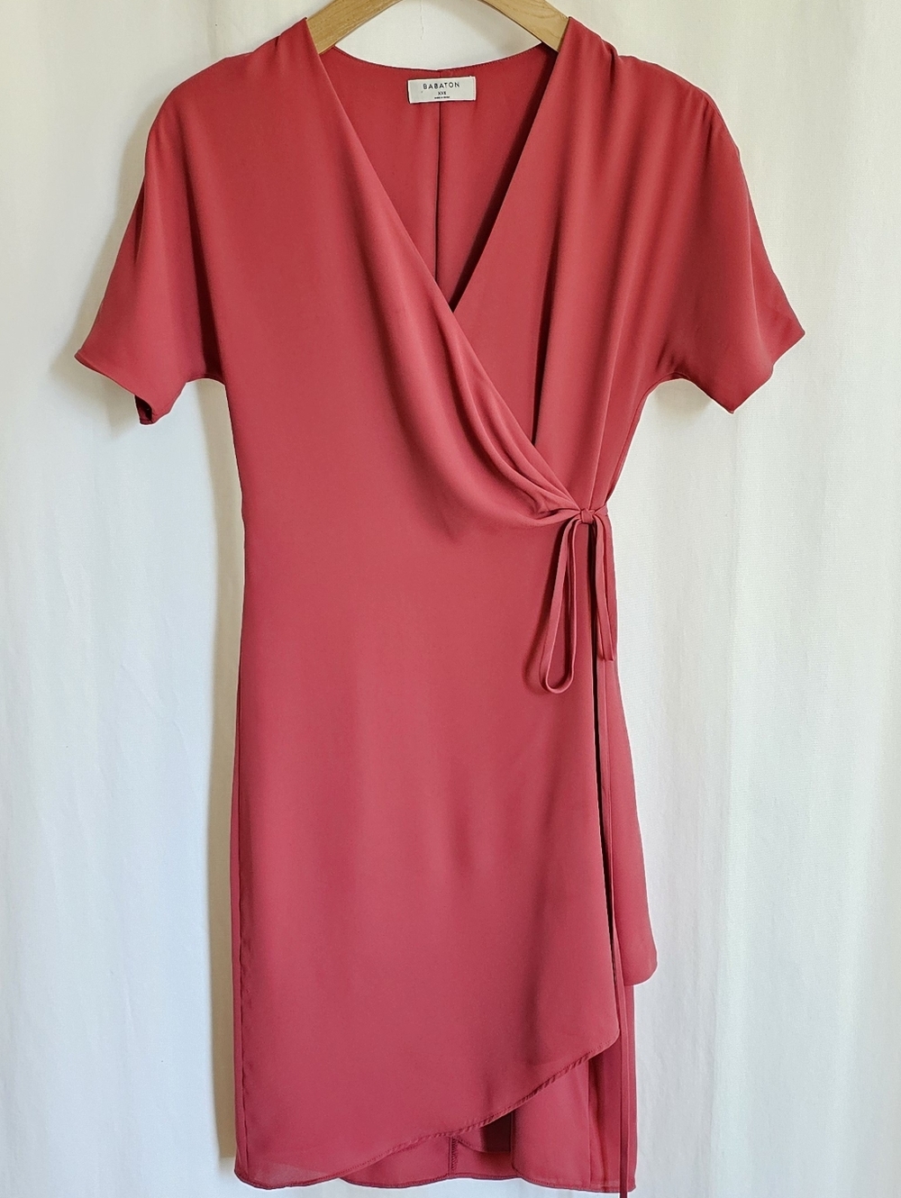 Aritzia Babaton Wallace Short Sleeve Chiffon Wrap Dress - Dusty Rose